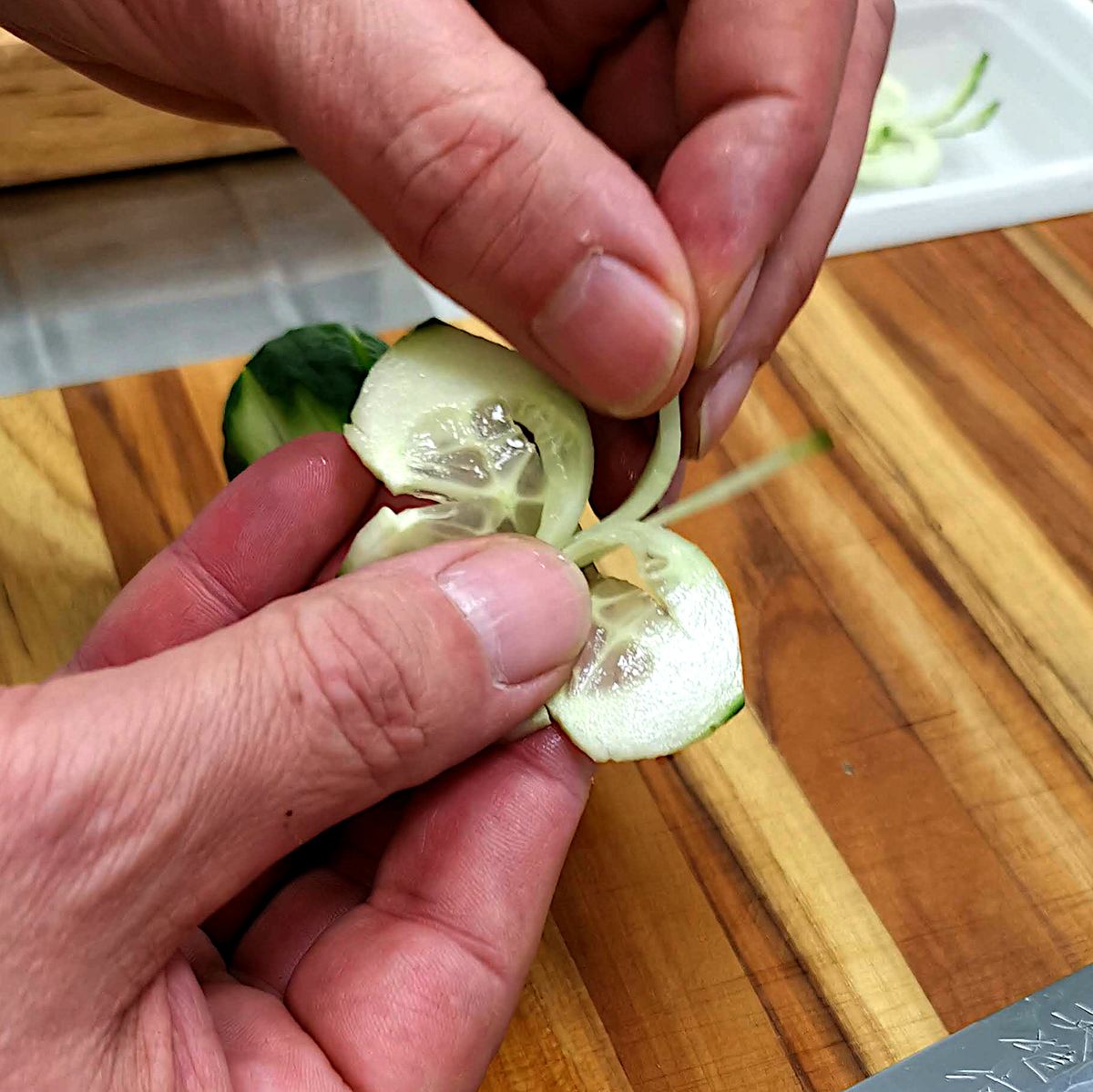Der Schmetterling aus der Gurke